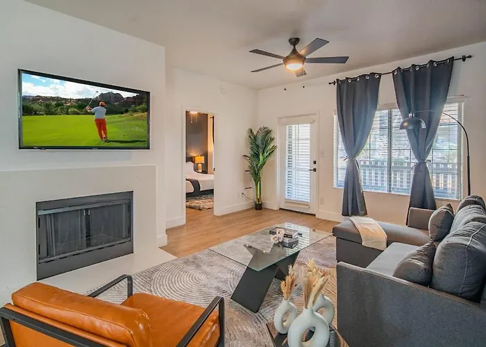 Apartment Kingbed Golf Pickleball Pool Hot Tub Parking Scottsdale