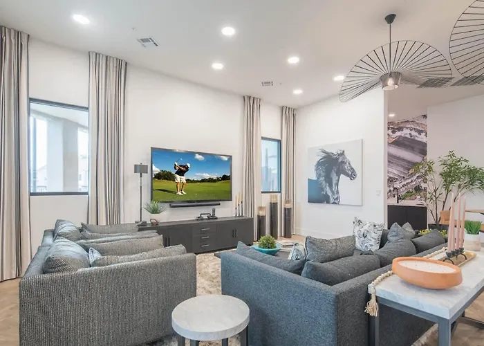 Apartment Kingbed Golf Pickleball Pool Hot Tub Parking