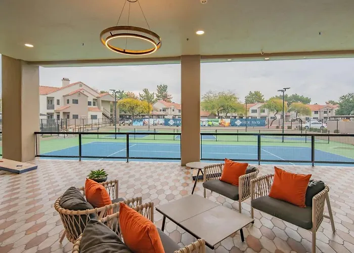 Kingbed Golf Pickleball Pool Hot Tub Parking Appartamento Scottsdale