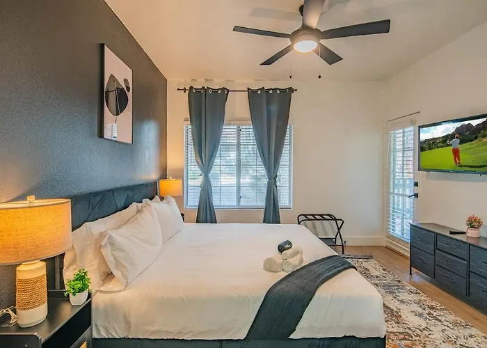 Kingbed Golf Pickleball Pool Hot Tub Parking Scottsdale