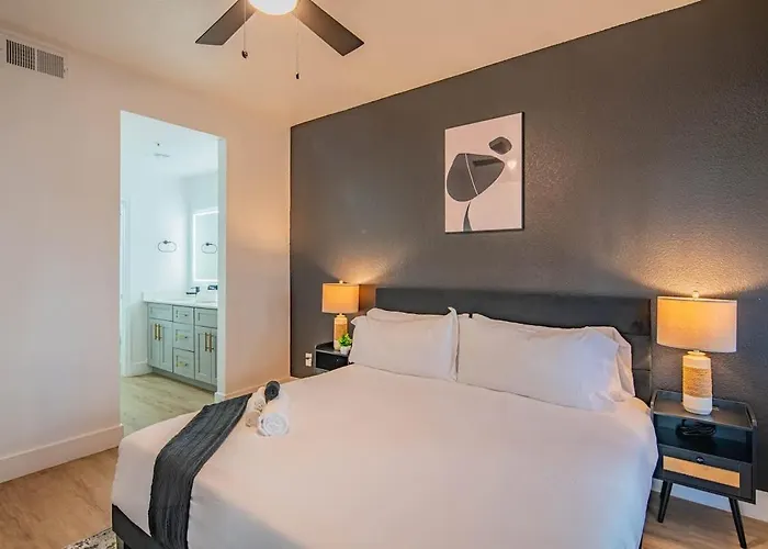 Kingbed Golf Pickleball Pool Hot Tub Parking Scottsdale